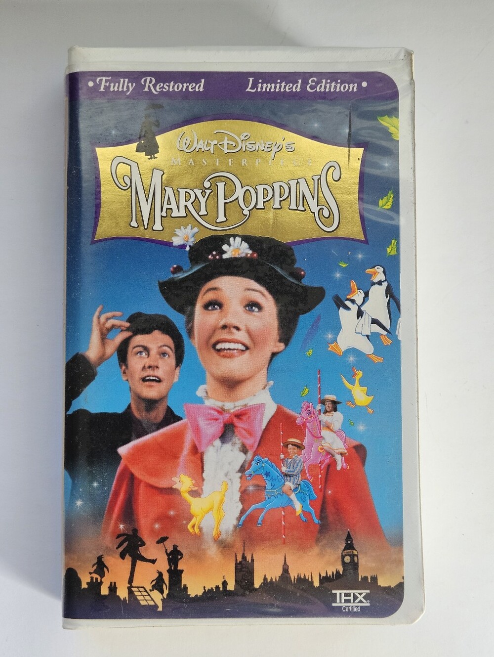 Walt Disney Mary Poppins Masterpiece Collection VHS tape and case